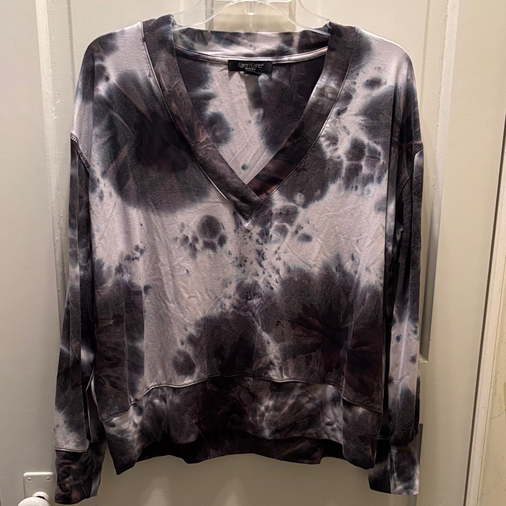 Karen Kane Tie-Dye V-Neck Sweatshirt